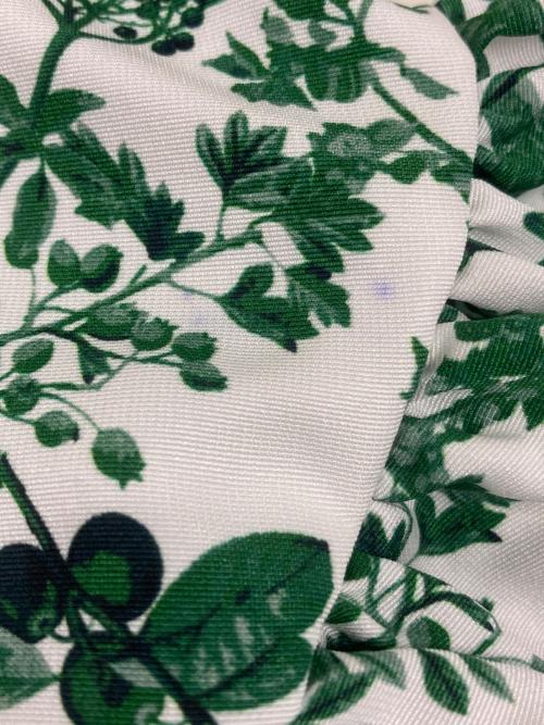 SEVEN TEN by MIHO KAWAHITO（セブン テン バイ ミホ カワヒト）SEVEN TEN by MIHO KAWAHITO (セブン テン バイ ミホ カワヒト) フラワープリントブラウス ホワイト サイズ:Sの古着・服飾アイテム