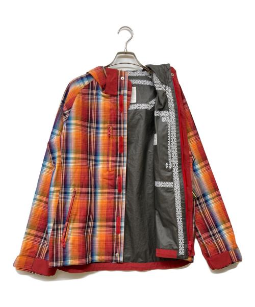 WHITE MOUNTAINEERING（ホワイトマウンテ二アニング）WHITE MOUNTAINEERING (ホワイトマウンテ二アニング) マウンテンパーカー レッドの古着・服飾アイテム