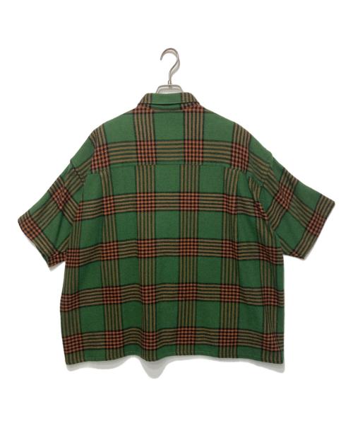 H BEAUTY&YOUTH（エイチ ビューティー&ユース）H BEAUTY&YOUTH (エイチ ビューティー&ユース) COTTON CASHMERE BIG CHECK SHORT SLEEVE SHIRT グリーン サイズ:UK36の古着・服飾アイテム