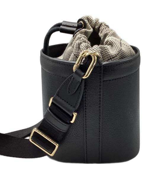 FURLA（フルラ）FURLA (フルラ) バケット巾着ショルダーバッグ ブラックの古着・服飾アイテム