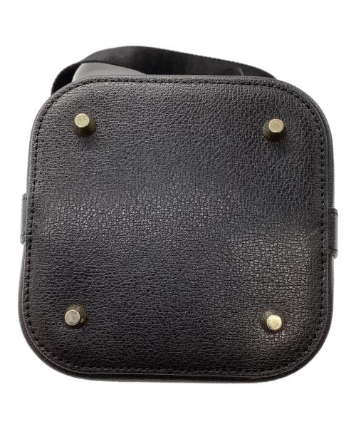 FURLA（フルラ）FURLA (フルラ) バケット巾着ショルダーバッグ ブラックの古着・服飾アイテム