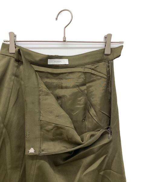 MURRAL（ミューラル）MURRAL (ミューラル) アシンメトリープリーツスカート カーキ サイズ:38の古着・服飾アイテム