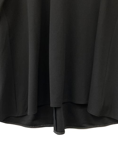 UNFILO（アンフィーロ）UNFILO (アンフィーロ) BEAUTY MOVE 2WAYブラウス ブラック サイズ:Mの古着・服飾アイテム