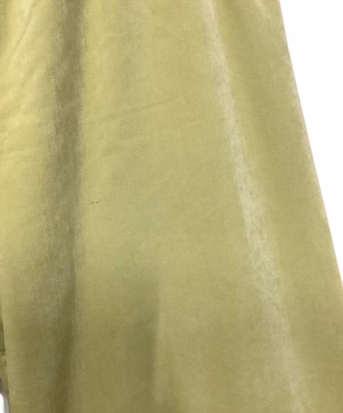 qualite（カリテ）qualite (カリテ) シャンブレーベルベットレギンスパンツ ライム サイズ:38 未使用品の古着・服飾アイテム