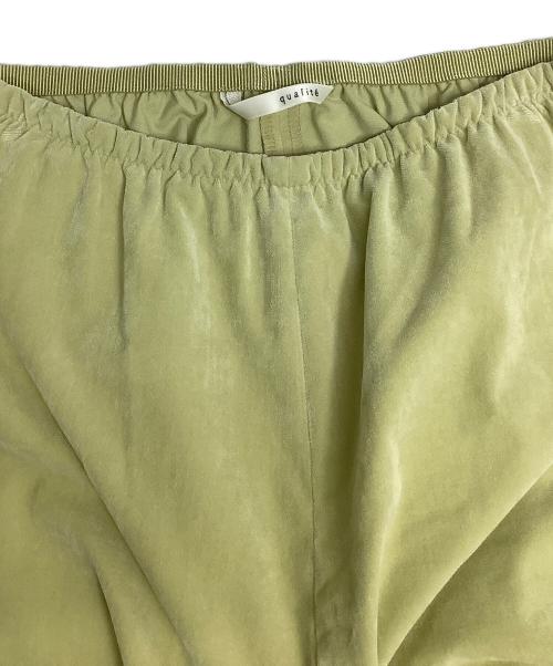 qualite（カリテ）qualite (カリテ) シャンブレーベルベットレギンスパンツ ライム サイズ:38 未使用品の古着・服飾アイテム