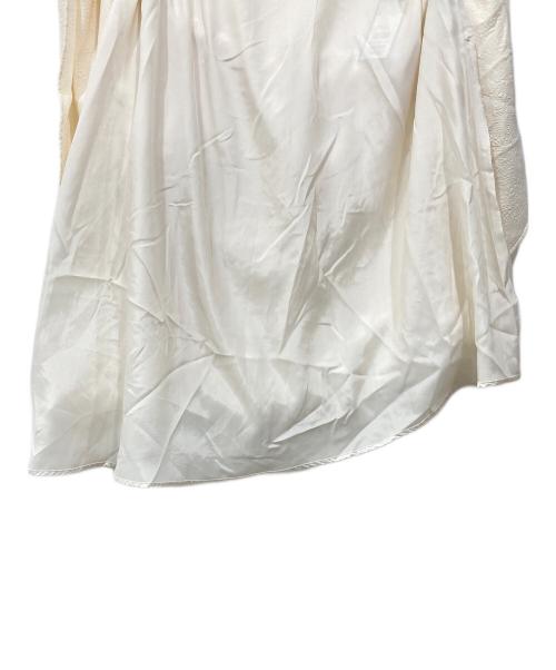 M Maglie le cassetto（エム マーリエ ル カセット）M Maglie le cassetto (エム マーリエ ル カセット) フラワージャガードアシメスカート アイボリー サイズ:17 未使用品の古着・服飾アイテム