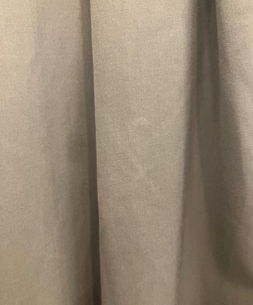 ATON（エイトン）ATON (エイトン) COMPACT WOOLツータックワイドパンツ カーキ サイズ:SIZE 00の古着・服飾アイテム