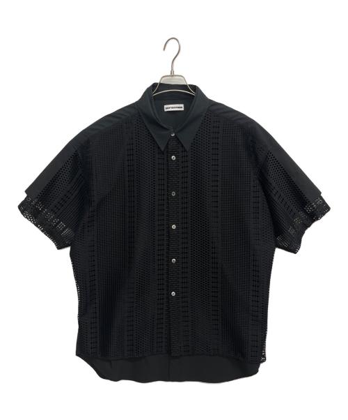 SOFTHYPHEN（ソフトハイフン）SOFTHYPHEN (ソフトハイフン) LACE MIX DOUBLE FRONT OVER SIZED SIGNATURE S/S SHIRT ブラック サイズ:03の古着・服飾アイテム