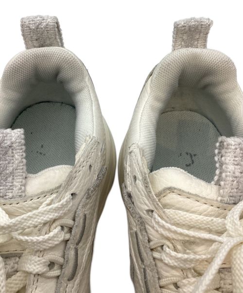 UGG（アグ）UGG (アグ) ローカットスニーカー ホワイト サイズ:23.5cmの古着・服飾アイテム