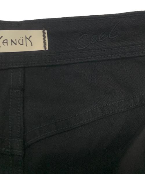 YANUK（ヤヌーク）YANUK (ヤヌーク) COEL (コエル) スリムテーパードデニムパンツ ブラック サイズ:22の古着・服飾アイテム