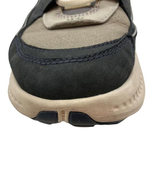 UGG（アグ）UGG (アグ) CA805 V2 Nubuck ヌバック グレー サイズ:24cmの古着・服飾アイテム