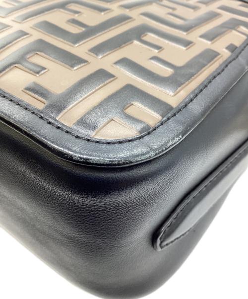 FENDI（フェンディ）FENDI (フェンディ) キャムショルダーバッグ ブラックの古着・服飾アイテム