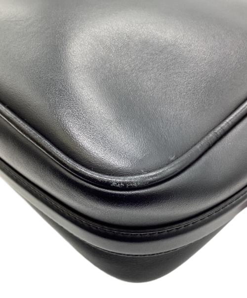 FENDI（フェンディ）FENDI (フェンディ) キャムショルダーバッグ ブラックの古着・服飾アイテム