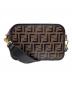 FENDI（フェンディ）の古着「キャムショルダーバッグ」｜ブラック