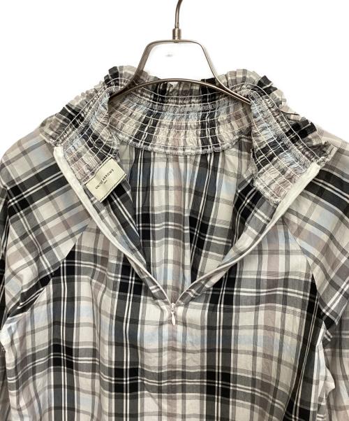 UNITED ARROWS（ユナイテッドアローズ）UNITED ARROWS (ユナイテッドアローズ) シャーリングブラウス グレー サイズ:Freeの古着・服飾アイテム