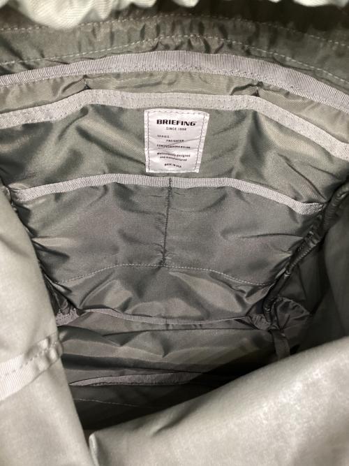 BRIEFING（ブリーフィング）BRIEFING (ブリーフィング) バックパック オリーブの古着・服飾アイテム