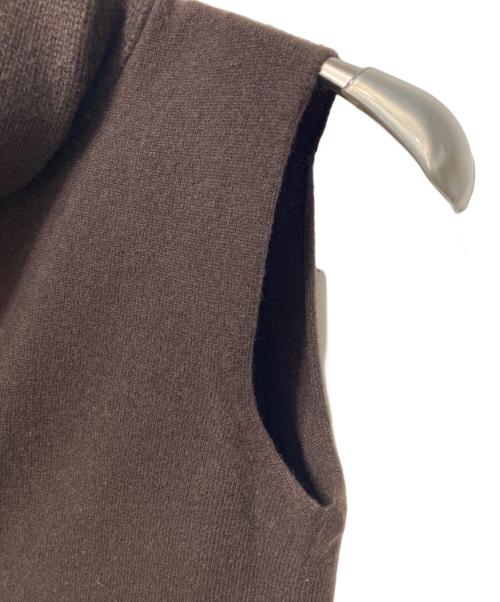 CHANEL（シャネル）CHANEL (シャネル) タートルネックノースリーブニット ブラウン サイズ:38の古着・服飾アイテム