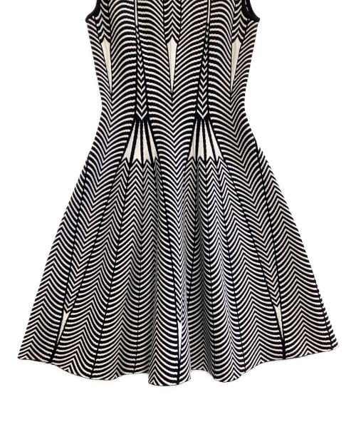 ANTONINO VALENTI per ANAYI（アントニーノ ヴァレンティ アナイ）ANTONINO VALENTI per ANAYI (アントニーノ ヴァレンティ アナイ) ニットワンピース ブラック サイズ:38の古着・服飾アイテム