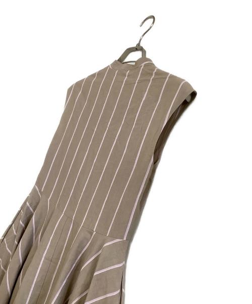 ebure（エブール）ebure (エブール) ストライプノースリーブワンピース ベージュ サイズ:38の古着・服飾アイテム
