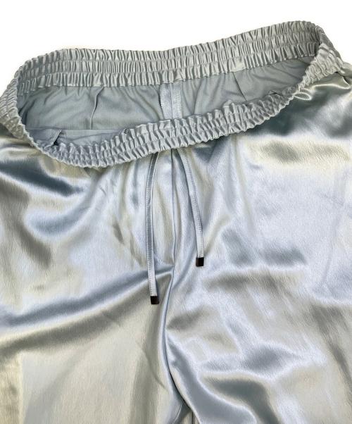 icB（アイシービー）icB (アイシービー) グロスサテンドロストパンツ ブルー サイズ:6の古着・服飾アイテム