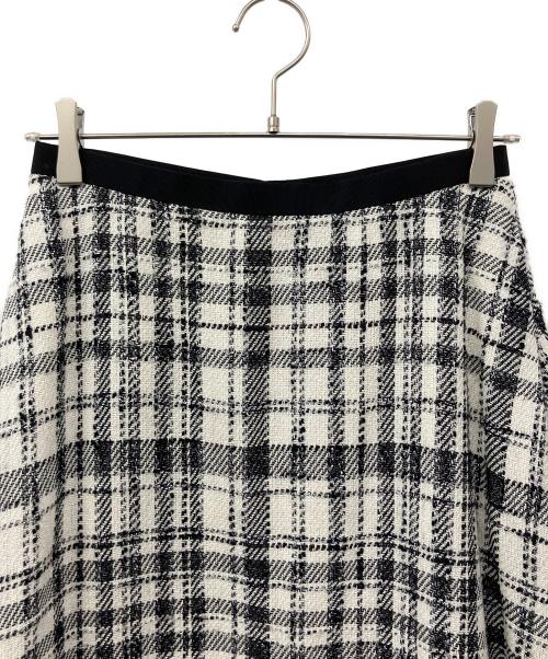 l’heritage martinique（レリタージュ マルティニーク）l’heritage martinique (レリタージュ マルティニーク) モノトーンチェックツィードスカート ブラック サイズ:2の古着・服飾アイテム