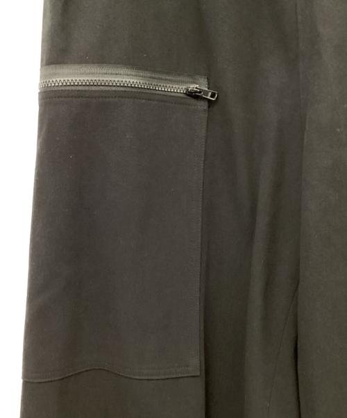 Y's（ワイズ）Y's (ワイズ) コットンサテンマルチポケットパンツ ブラック サイズ:3の古着・服飾アイテム