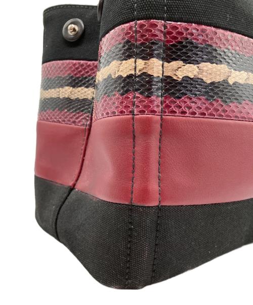 PRADA（プラダ）PRADA (プラダ) 2WAYショルダーバッグ ブラック×ワインレッドの古着・服飾アイテム