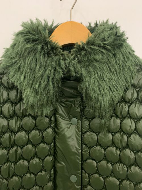 ISSEY MIYAKE（イッセイミヤケ）ISSEY MIYAKE (イッセイミヤケ) 中綿ロングコート オリーブ サイズ:2の古着・服飾アイテム