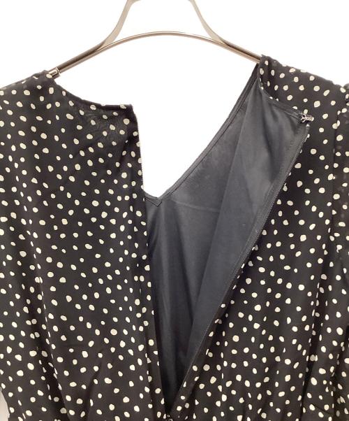 ANAYI（アナイ）ANAYI (アナイ) ランダムドットフリルワンピース ブラック サイズ:38の古着・服飾アイテム