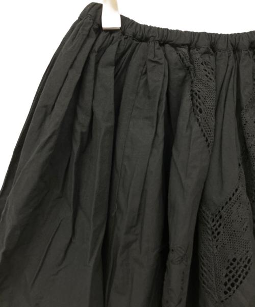 crinkle crinkle crinkle（クリンクル クリンクル クリンクル）crinkle crinkle crinkle (クリンクル クリンクル クリンクル) 2way embroidery mini skirt ブラック サイズ:Freeの古着・服飾アイテム