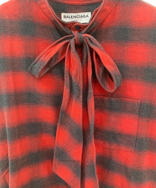 BALENCIAGA（バレンシアガ）BALENCIAGA (バレンシアガ) TARTAN NEW SWING SHIRT レッド サイズ:34の古着・服飾アイテム