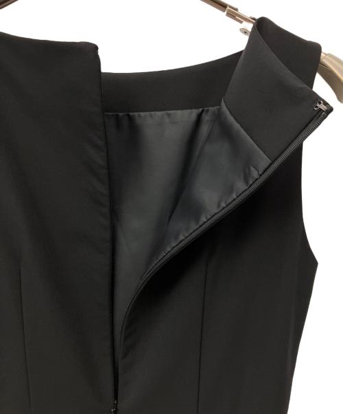 CELFORD（セルフォード）CELFORD (セルフォード) ランダムタックフィット&フレアワンピース ブラック サイズ:36の古着・服飾アイテム