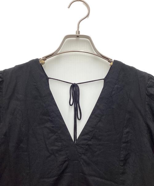 ne quittez pas（ヌキテパ）ne quittez pas (ヌキテパ) Dobby Stripe Plain Dress ブラック サイズ:SIZE Freeの古着・服飾アイテム