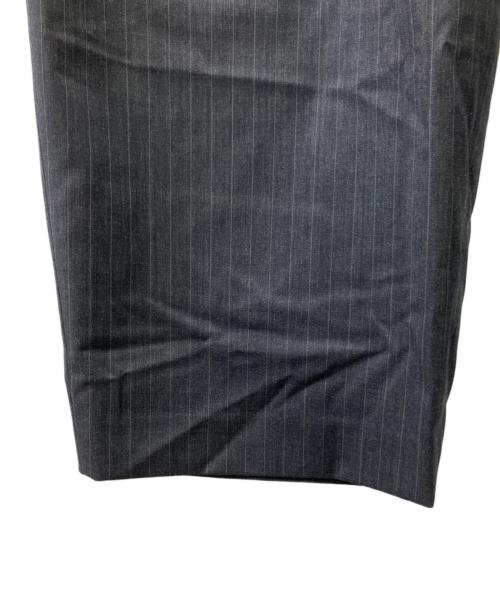 Plage（プラージュ）Plage (プラージュ) PIN STRIPE 3 TUCK パンツ グレー サイズ:36の古着・服飾アイテム