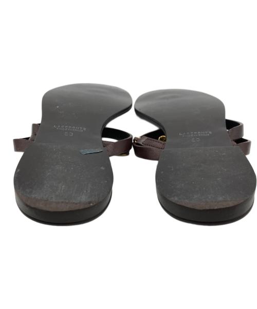 LAOCOONTE（ラオコンテ）LAOCOONTE (ラオコンテ) チェーンフラットサンダル ブラウン サイズ:39の古着・服飾アイテム