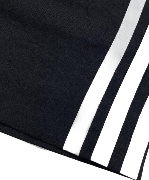 Y-3（ワイスリー）Y-3 (ワイスリー) 3ストライプ ワイドショーツ ブラック×ホワイト サイズ:Sの古着・服飾アイテム