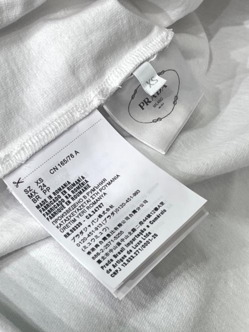 PRADA（プラダ）PRADA (プラダ) トライアングルロゴジャージーTシャツ ホワイト サイズ:XSの古着・服飾アイテム