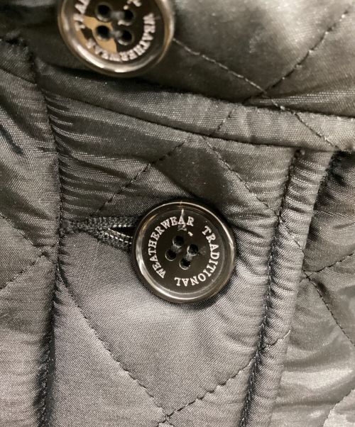 Traditional Weatherwear（トラディショナルウェザーウェア）Traditional Weatherwear (トラディショナルウェザーウェア) フーテッドキルティングコート ブラック サイズ:36の古着・服飾アイテム
