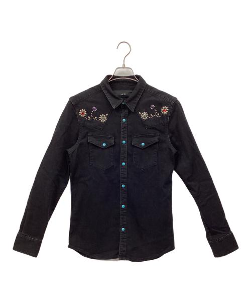 HTC STUDS（エイチティーシースタッズ）HTC STUDS (エイチティーシースタッズ) AKM (エーケーエム) ウエスタンデニムスタッズシャツ ブラック サイズ:M　の古着・服飾アイテム