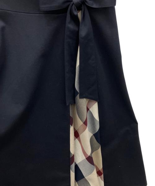 BLUE LABEL CRESTBRIDGE（ブルーレーベルクレストブリッジ）BLUE LABEL CRESTBRIDGE (ブルーレーベルクレストブリッジ) モックロディーシルケットワンピース ネイビー サイズ:38の古着・服飾アイテム