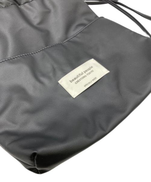 beautiful people（ビューティフルピープル）beautiful people (ビューティフルピープル) 2way巾着フェイクレザーショルダーバッグ ブラック サイズ:Fの古着・服飾アイテム
