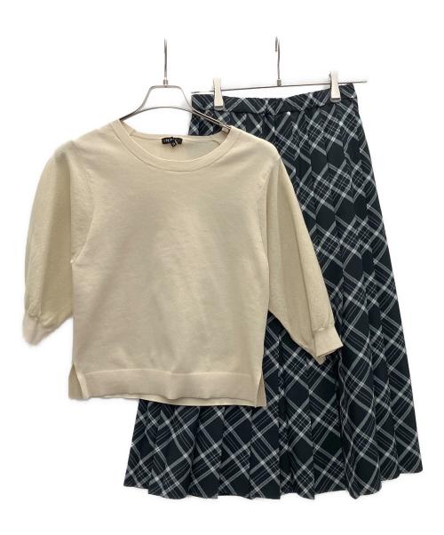 INDIVI（インディヴィ）INDIVI (インディヴィ) ニット＆プリーツスカート セットアップ アイボリー×ブラック サイズ:SIZE38の古着・服飾アイテム