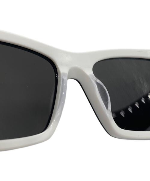 Saint Laurent Paris（サンローランパリ）Saint Laurent Paris (サンローランパリ) MICA サングラス ホワイト サイズ:53□16-145の古着・服飾アイテム