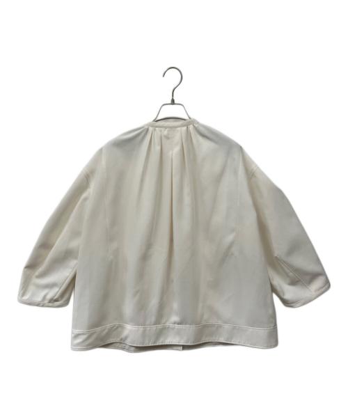 LOHEN（ローヘン）LOHEN (ローヘン) フォルムスリーブショートジャケット アイボリー サイズ:F　の古着・服飾アイテム
