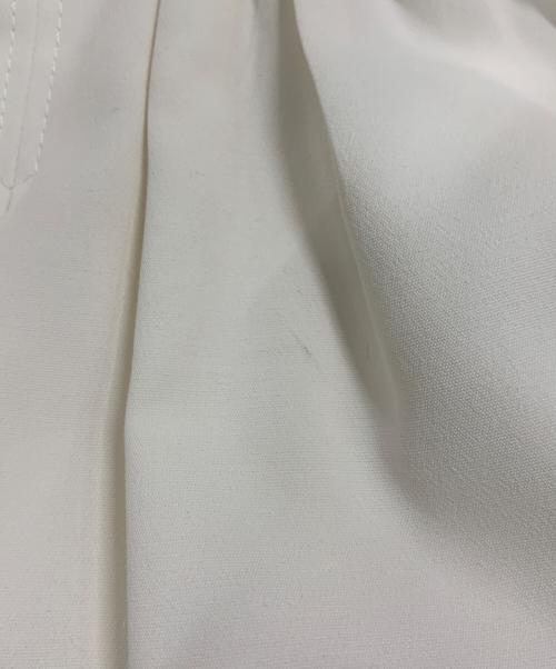 LOHEN（ローヘン）LOHEN (ローヘン) フォルムスリーブショートジャケット アイボリー サイズ:F　の古着・服飾アイテム