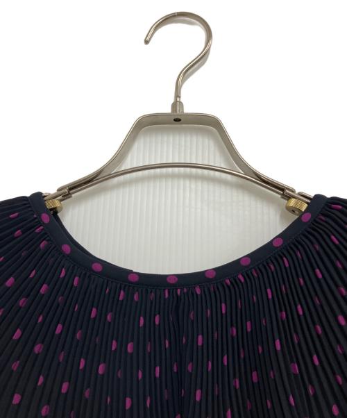 ANAYI（アナイ）ANAYI (アナイ) ハートドットプリントプリーツエリ ブラウス ネイビー サイズ:38の古着・服飾アイテム
