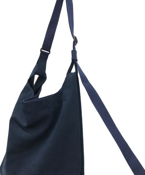 zattu（ザッツ）zattu (ザッツ) マイクロファイバースエード ショッピングバッグ ネイビーの古着・服飾アイテム