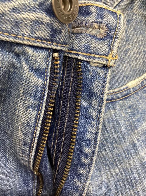 LEVI'S MADE&CRAFTED（リーバイスメイドクラフテッド）LEVI'S MADE&CRAFTED (リーバイスメイドクラフテッド) バレルジーンズ インディゴ サイズ:W26 未使用品の古着・服飾アイテム