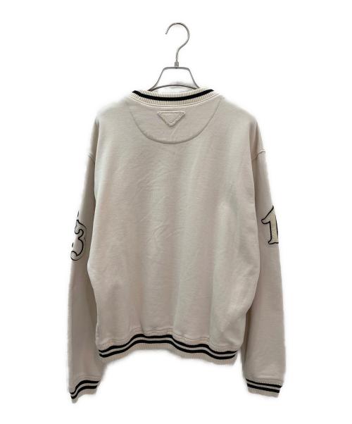 PRADA（プラダ）PRADA (プラダ) パッチ付 コットンフリース スウェットシャツ アイボリー サイズ:Sの古着・服飾アイテム