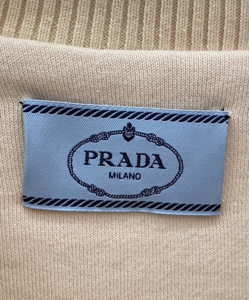 PRADA（プラダ）PRADA (プラダ) パッチ付 コットンフリース スウェットシャツ アイボリー サイズ:Sの古着・服飾アイテム